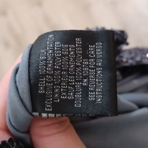 Aidan Mattox heavily beaded sequin dressy party cold shoulder blouse top silk - Picture 3 of 16